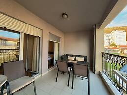 Beachfront Apartments Oaza 2