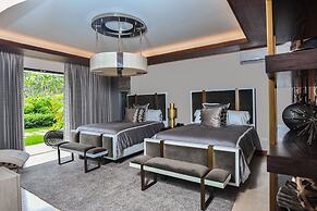 Oceans 8 Villa 6BR