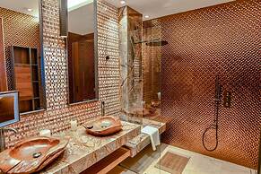 Oceans 8 Villa 6BR