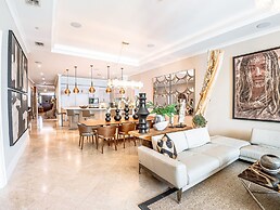 Watercolours Condominium 104