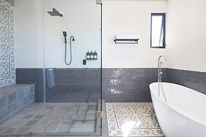 Mezquite by Viadora