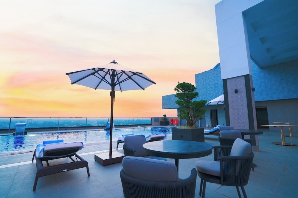 Vivanta Kochi Aluva