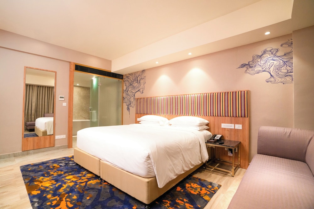 Vivanta Kochi Aluva