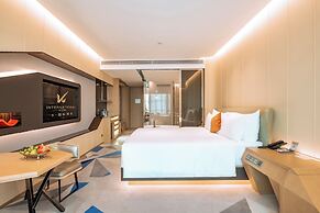 K · International Hotel