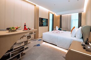 K · International Hotel