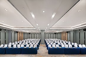 K · International Hotel