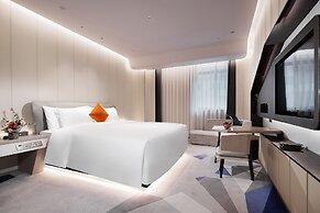 K · International Hotel