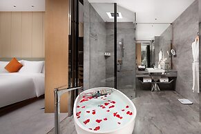 K · International Hotel