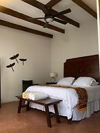 Hacienda Escondida