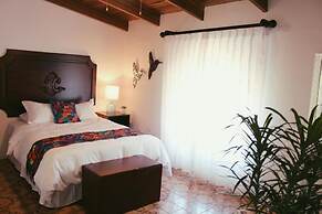 Hacienda Escondida