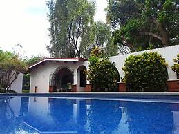 Hacienda Escondida