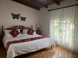 Hacienda Escondida