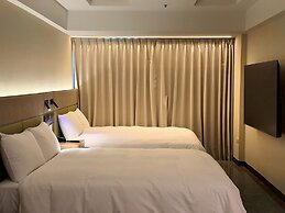 Via Garden Hotel