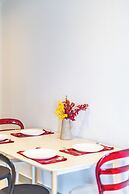Modern Condo - 1BR T1-401