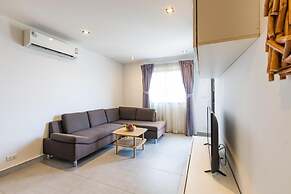 Modern Condo - 1BR T1-401