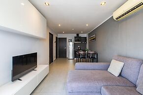 Modern Condo - 1BR T1 -501