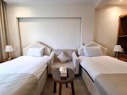 Avene Hotel