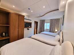 Avene Hotel