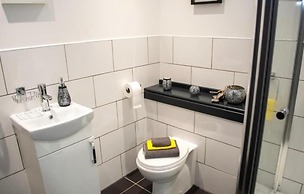 Kickback Relax Stylish Space 2