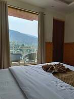 The Chail Pine Orchard Resort
