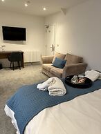 Fox and Hounds Inn