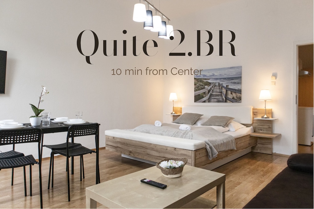 Bright 2BR Apt Perfect Long Stay