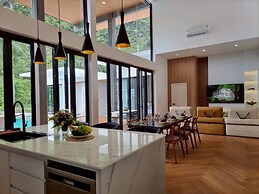 Red Cheek Mountain Villa