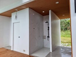 Red Cheek Mountain Villa