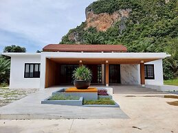 Red Cheek Mountain Villa