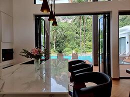 Red Cheek Mountain Villa