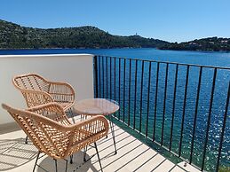Discover Lastovo