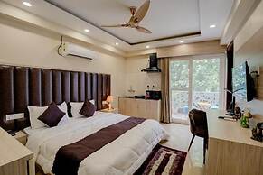 The Paras Studio Serviced Apartments