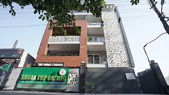The Paras Studio Serviced Apartments