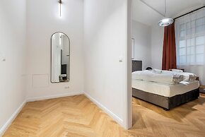 easy-flat Votiv - 153sqm Apartment with Terrace