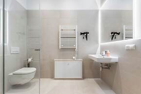 easy-flat Votiv - 153sqm Apartment with Terrace