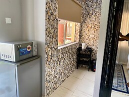 Modern Studio in New Chadcombe - 2315