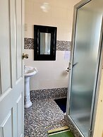 Modern Studio in New Chadcombe - 2315