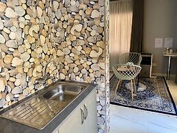 Modern Studio in New Chadcombe - 2315