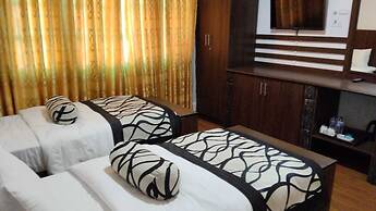 Nat City Hotel Nuwaraeliya