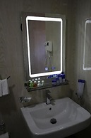 Nat City Hotel Nuwaraeliya