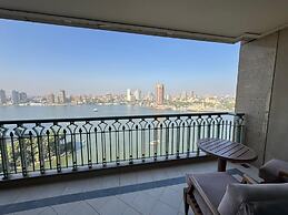 Premium SA at 4 Seasons Hotel