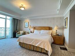 Premium SA at 4 Seasons Hotel