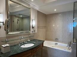 Premium SA at 4 Seasons Hotel