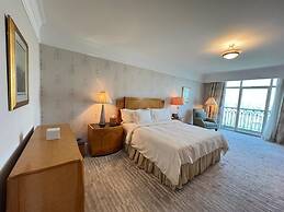 Premium SA at 4 Seasons Hotel