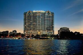 Premium SA at 4 Seasons Hotel