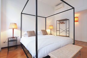 Brera Apartments in Duomo