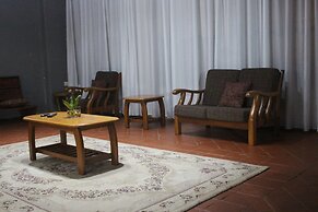 Montane Safaris Hotel Entebbe