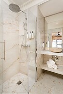 Merveil Luxury Suite - Bvd Saint Denis