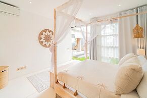 Kokomo Villas by Aayan