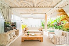 Kokomo Villas by Aayan